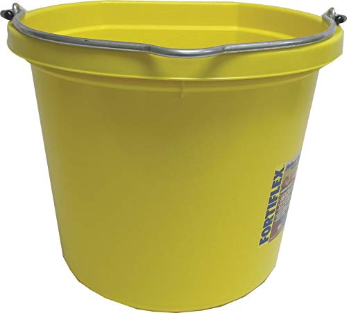Fortiflex Flat Back Feed Bucket for Dogs/Cats, 20-Quart, Mellow Yellow  
Fortiflex Flat Back Feed Bucket for Small Anima